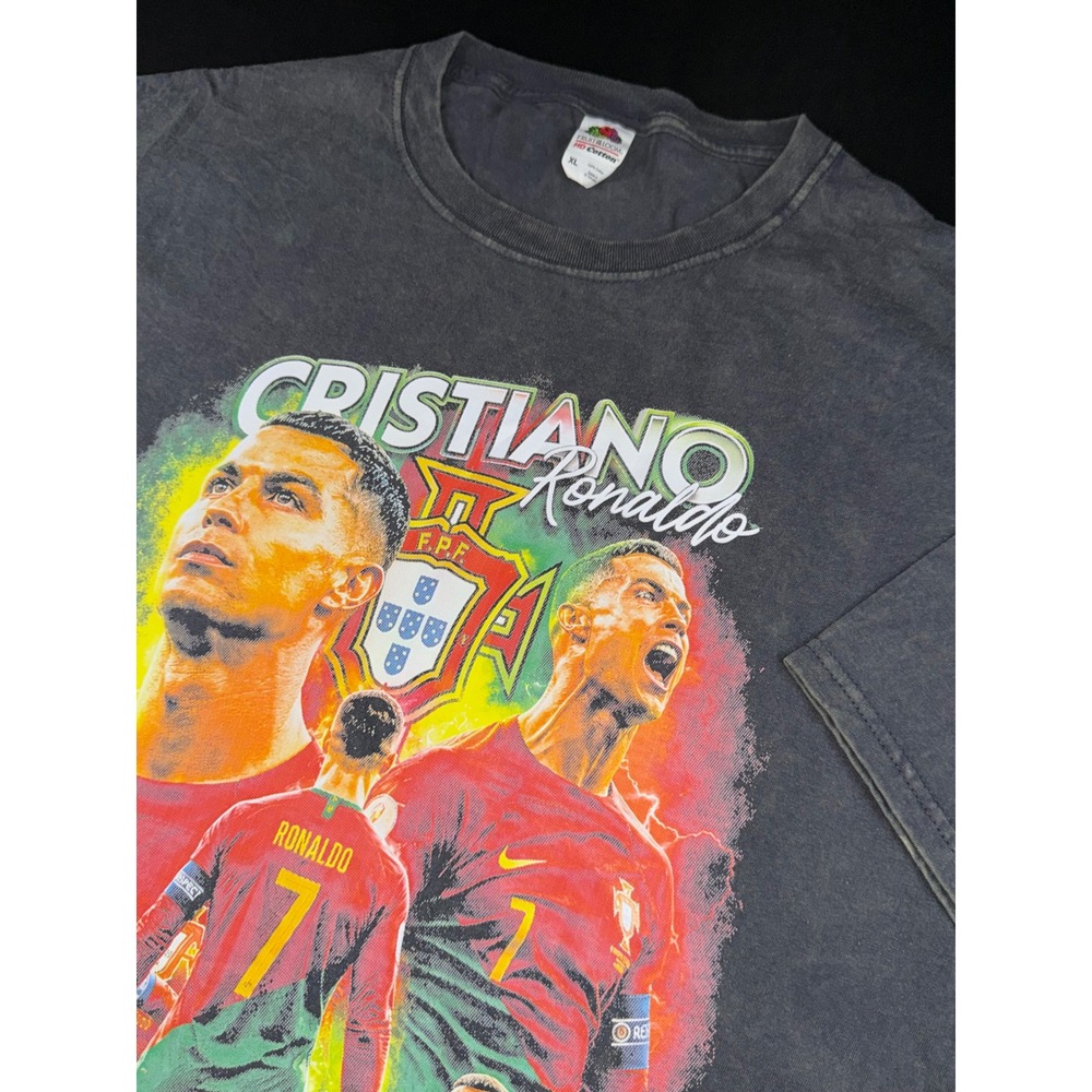 Cristiano Ronaldo Portugal Soccer Graphic T-Shirt XL Gray Mineral Wash Vintage‎